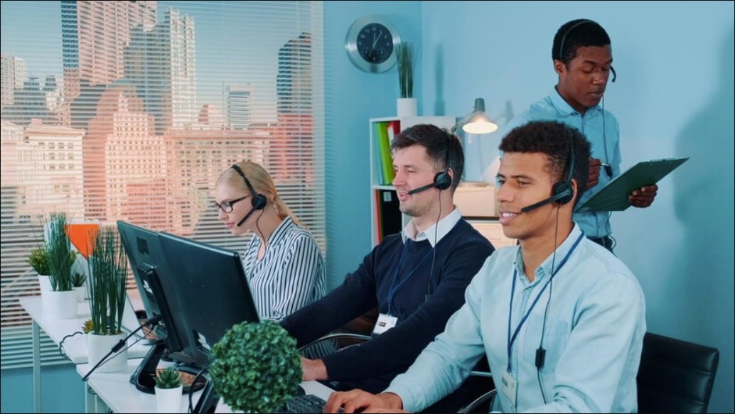 Hosted Call Centers: Revolutionizing Customer Support in the Digital Age