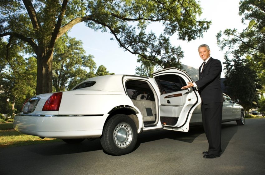  Make a Grand Entrance: The Ultimate Wedding Chauffeur Experience Table of Contents