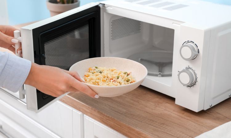  Microwave Oven Market Size, Share And Growth Forecast 2024-2032