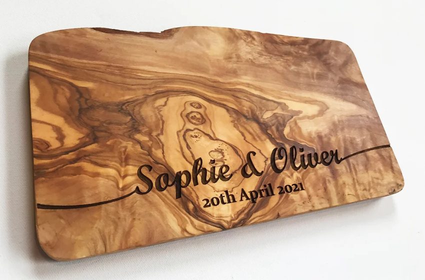  Personalised Chopping Boards: Custom Designs for Your Home