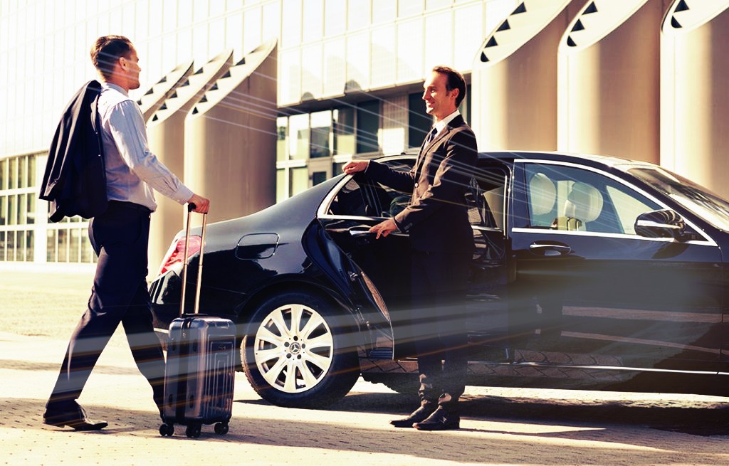 Experience Luxury – Chauffeur Car Melbourne Airport