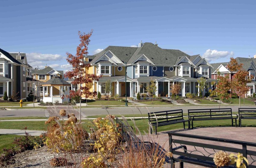  Retirement Villages: Creating a Vibrant Community for Active Seniors