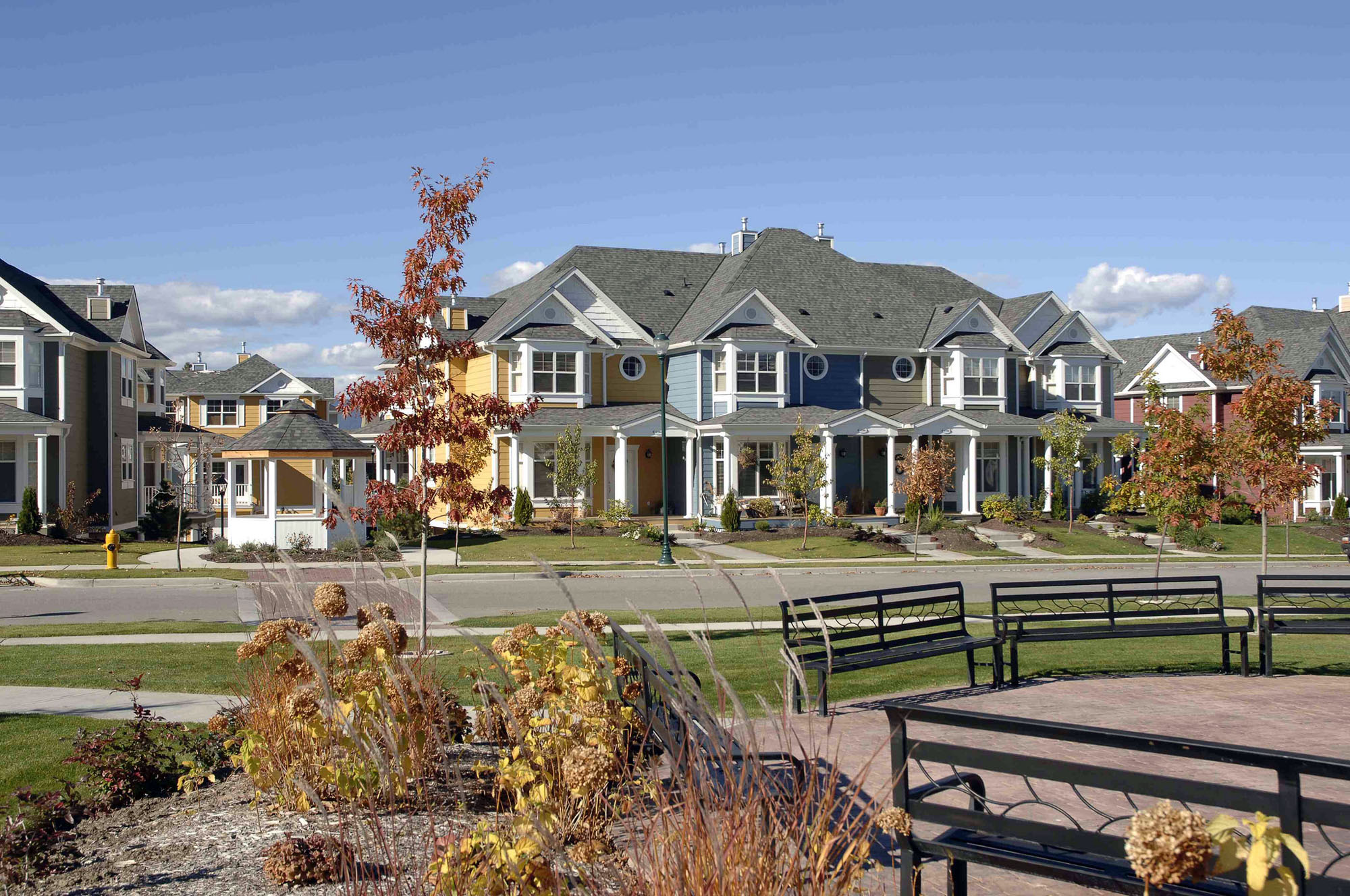 Retirement Villages: Creating a Vibrant Community for Active Seniors