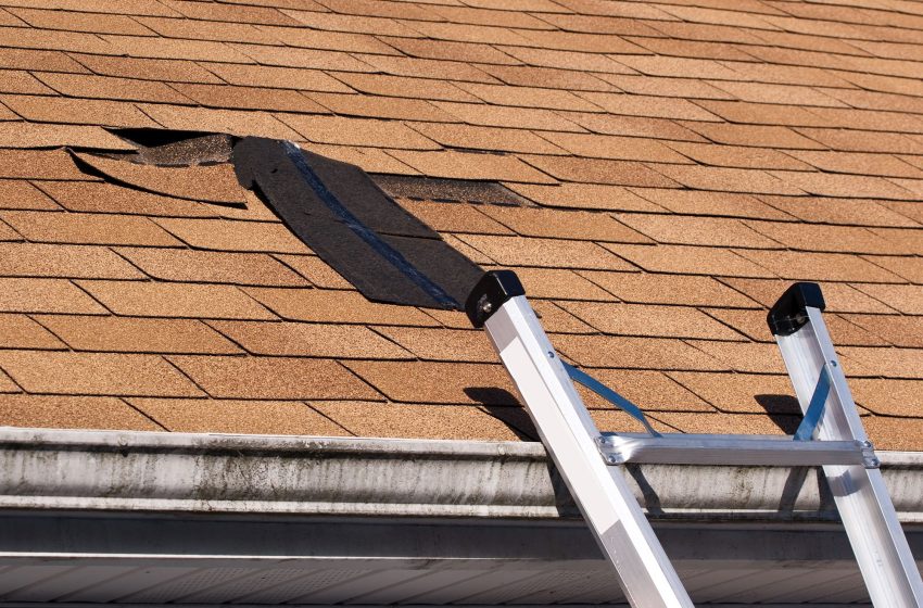  Emergency Roof Repair: What to Do When Disaster Strikes