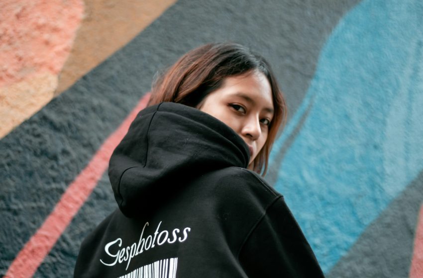  Exploring Stussy Hoodie Designs: From Classic Logo to Graphic Prints