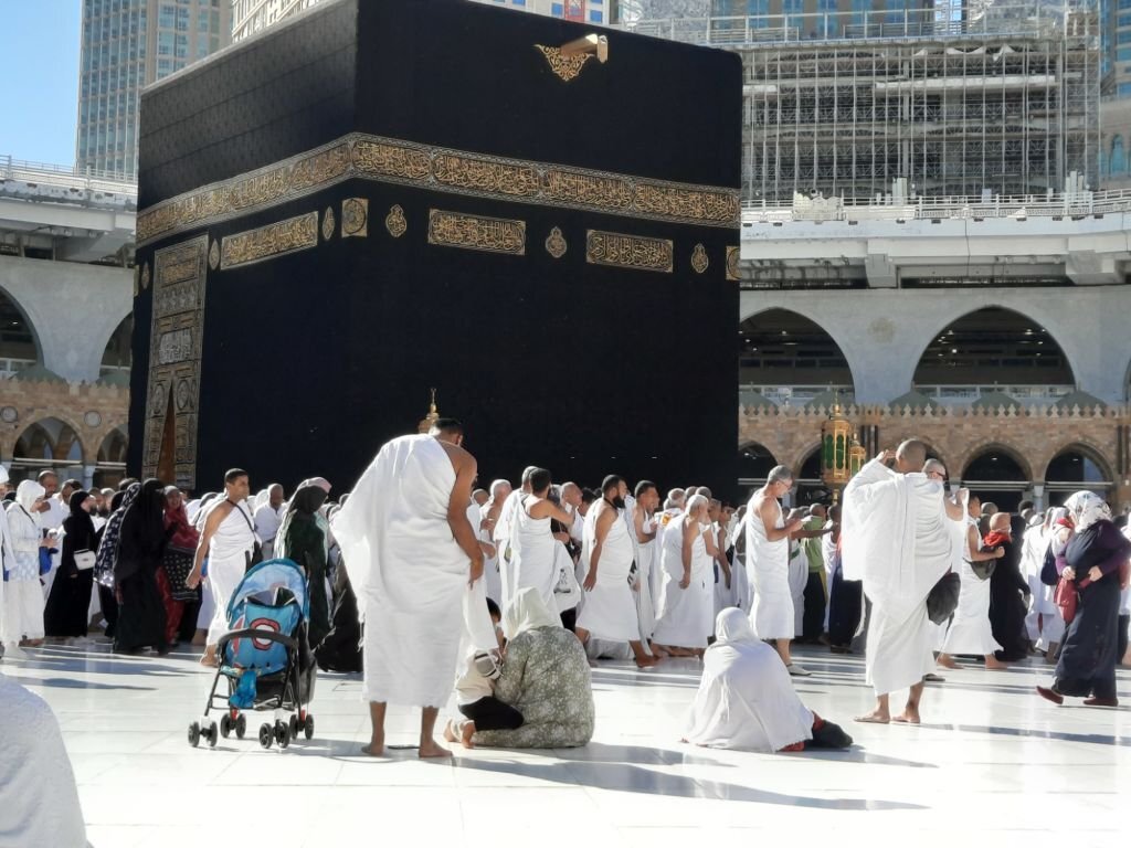 Navigating the World of Cheap Umrah Packages: What You Need to Know for 2024