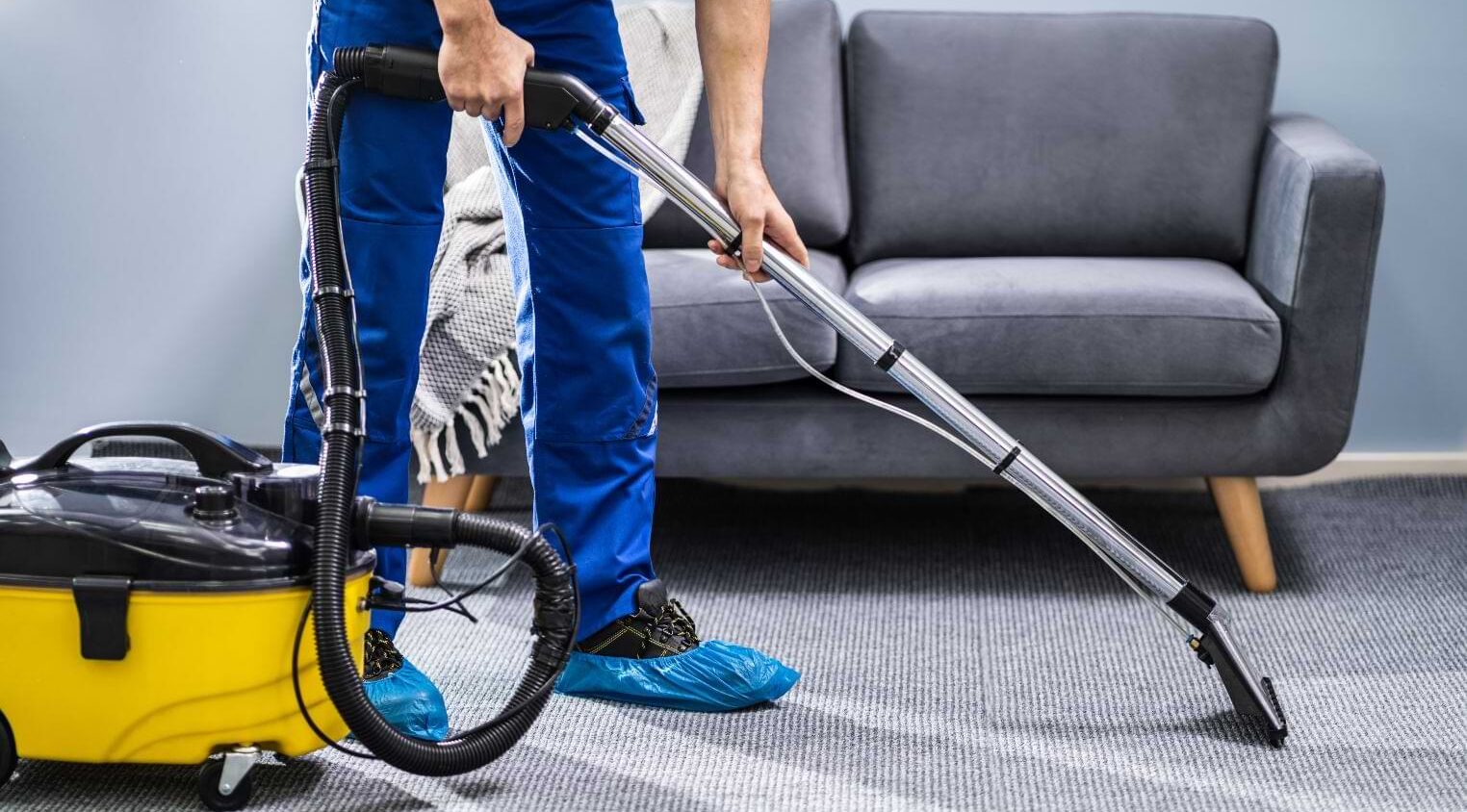 How Carpet Cleaning Services Can Extend the Life of Your Carpets