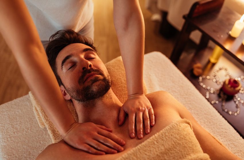  What Role Does Massage Play in Supporting Mental Health and Emotional Well-being?