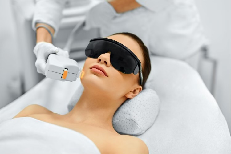  The Ultimate Guide to Laser Treatment for Face in Dubai: Price Breakdown