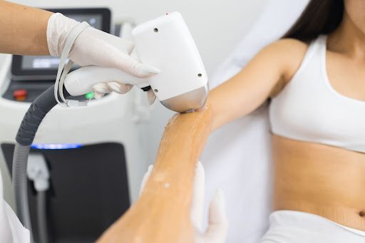 What Influences the Cost of Full Body Laser Hair Removal in Dubai?