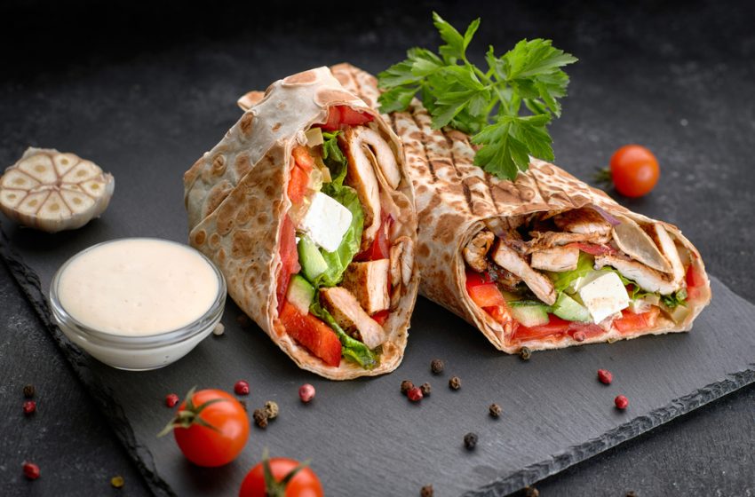  Pairing Sauces and Sides with Your Grilled Chicken Wrap