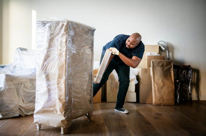  Stress-Free Moving: Expert Tips for a Smooth Move with Professional Furniture Movers