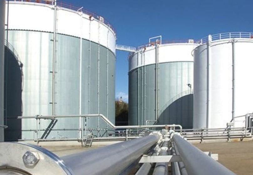  Think Big: The Benefits of Implementing Industrial Water Storage Tanks