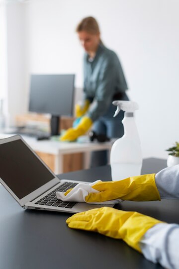  Top 5 Benefits of Hiring a Professional Workplace Cleaning Service