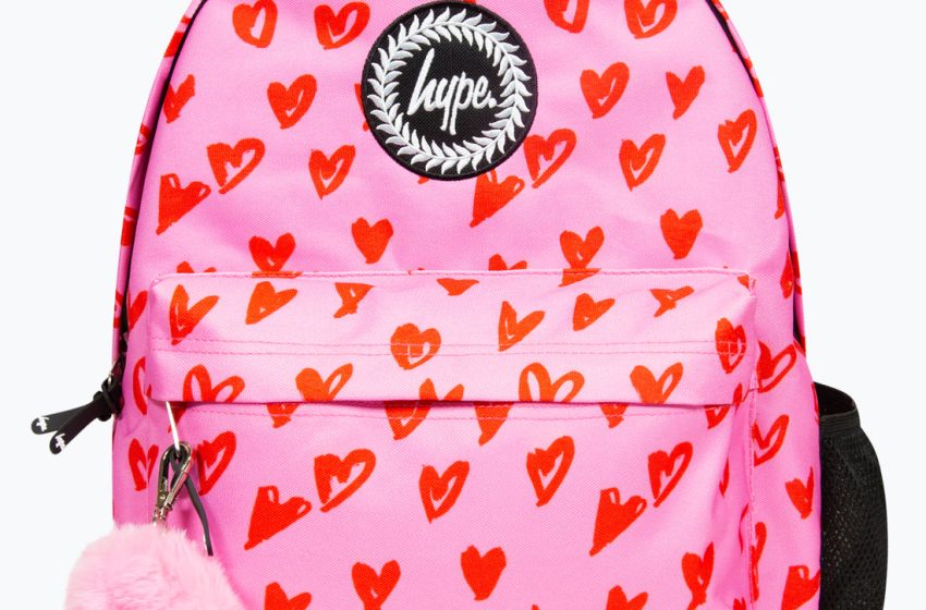  Top Features to Look for in a Girls School Bag Today