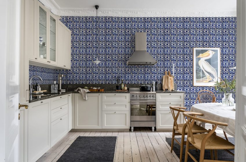  Add Vibrancy and Elegance with Blue Moroccan Tiles