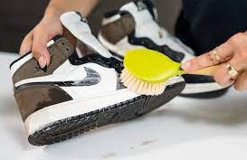 The Ultimate Sneaker Cleaning Service in Dubai