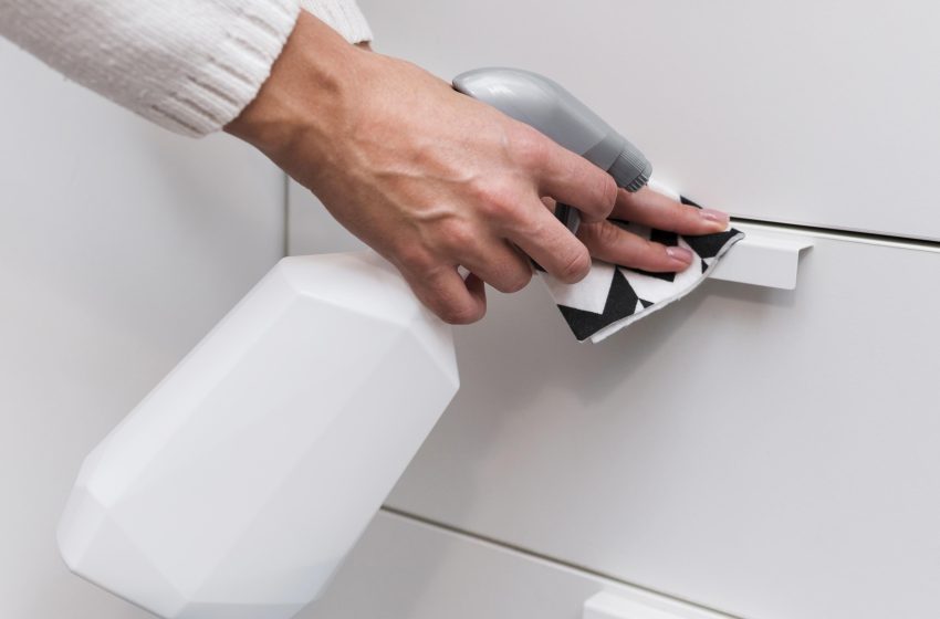  10 Tips for Finding Reliable Caulking Services in Your Area