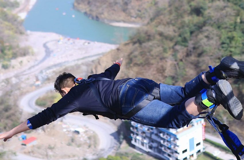  Experience the Thrill of Bungee Jumping in Rishikesh