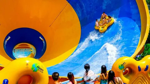  Splash Into Savings: Affordable Water Parks Near Fresno, CA for Budget Travelers