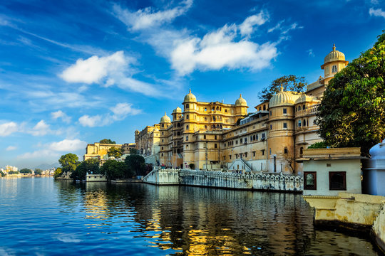  Jodhpur to Udaipur Cab